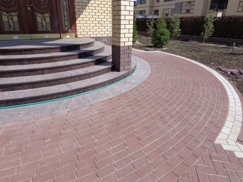 Укладка тротуарной плитки  в Наро-Фоминске